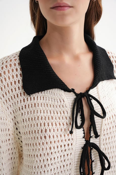 Öppen stickad cardigan med kontrasterande krage och knytframsidor - Image 6