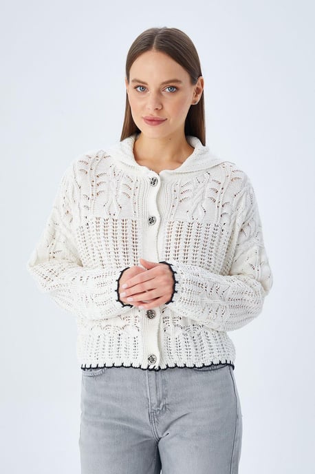 Texturerad stickad cardigan med knappstängning - Image 4