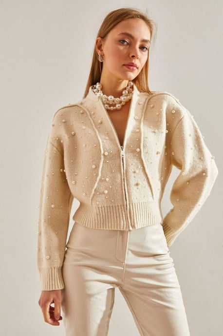 Pearl Embellished Zip-Up Crop Cardigan - Image 2