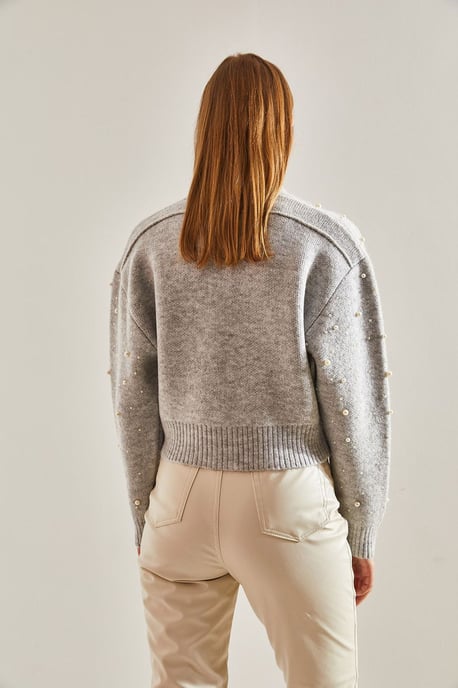 Pearl Embellished Zip-Up Crop Cardigan - Image 3