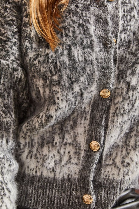 Texturerad kort cardigan med knappstängning - Image 2