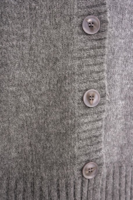 Buttoned V-Neck Ribbed Knit Cardigan - Image 5