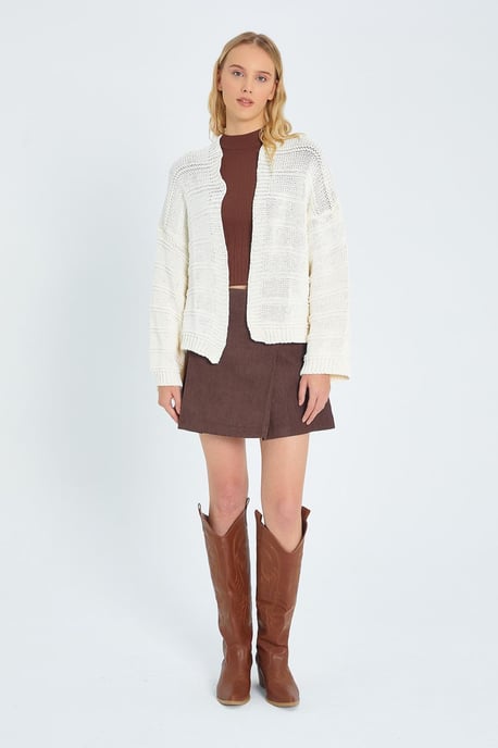 V-ringad Ribbad Stickad Cardigan - Image 2