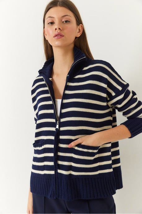 Randig zip-up stickad cardigan med fickor - Image 4