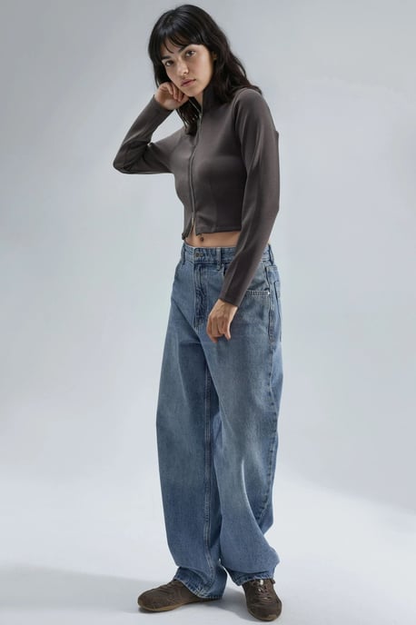 Fitted Knitted Jacket with Zipper Closure - Image 5