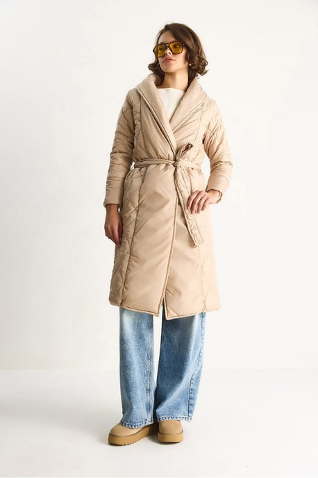 Textured Sjaalkraag Midi Puffer Jack met Striksluiting - Image 5