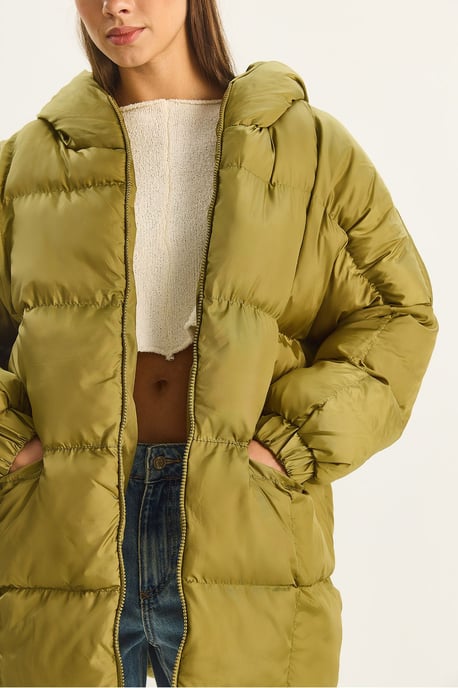 Hooded Oversized Thick Puffer Jacket - Image 5