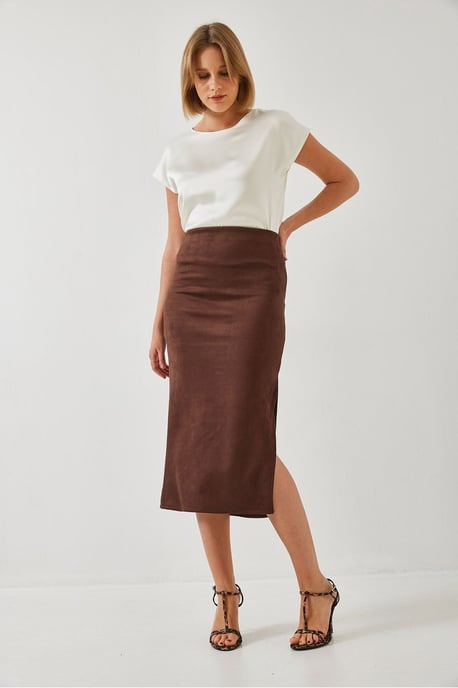 Maxi Skirt with Slit - Image 2