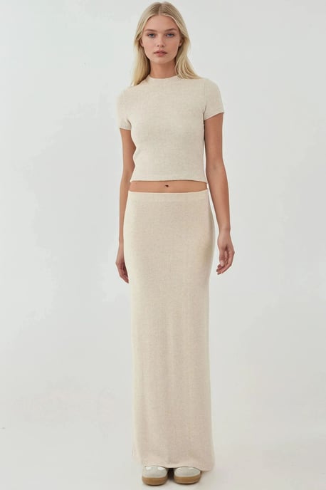 Elastic Waist Soft Textured Skirt with Slit - Image 5