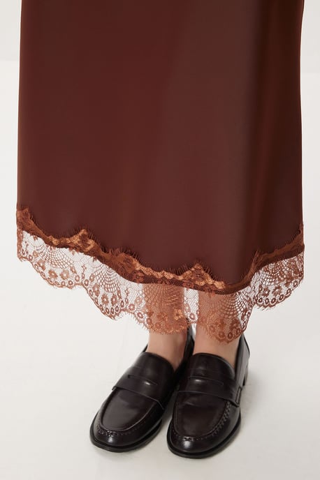 Pully Satin Lange Rok - Image 4