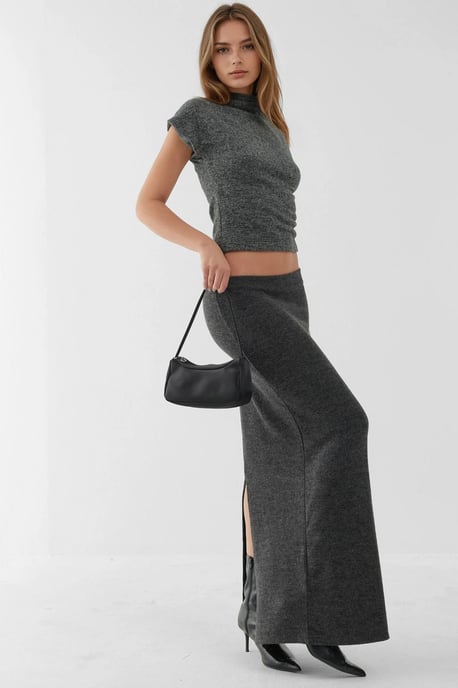 Elastic Waist Soft Textured Skirt with Slit - Image 3