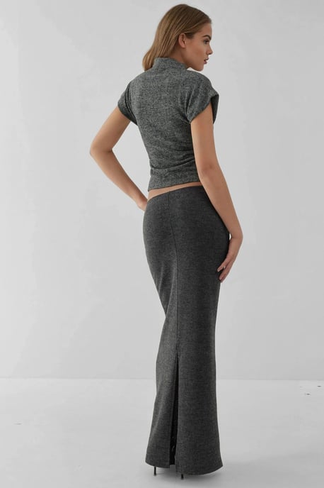 Elastic Waist Soft Textured Skirt with Slit - Image 4