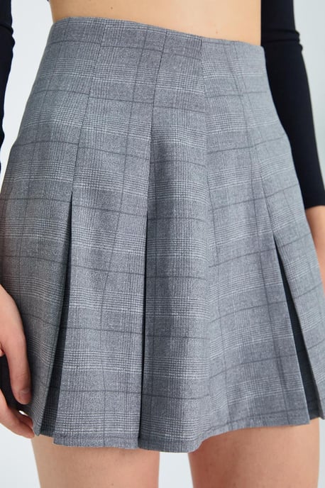 High Waist Plaid Mini Skirt with Zipper - Image 3