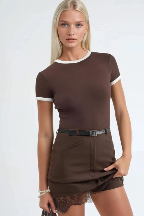 Hoge Taille Mini Rok met Kantdetails - Image 3