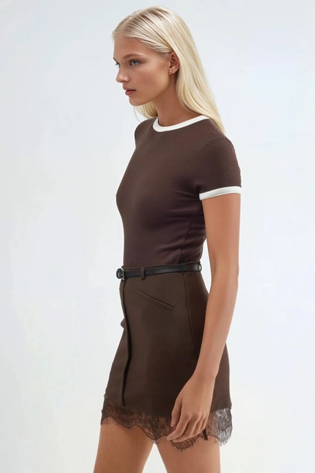 Hoge Taille Mini Rok met Kantdetails - Image 4