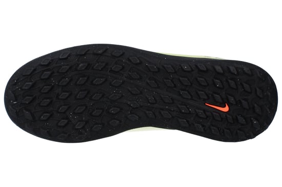 Junior Vapor 16 Club Tf Football Shoes - Image 5