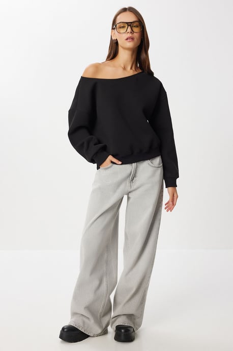 Asymmetrisk Krage Sweatshirt - Image 2