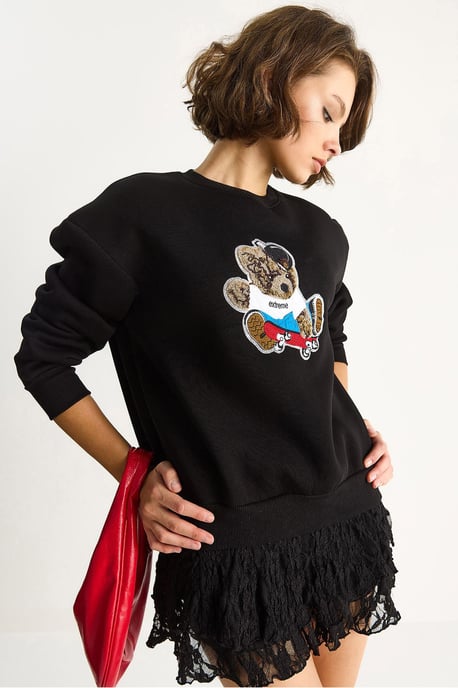 Embroidered Crew Neck Long Sleeve Sweatshirt - Image 3