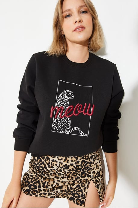 Leopardprint Geborduurde Ronde Hals Sweatshirt - Image 4