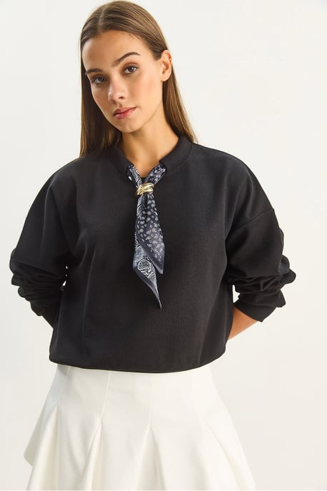 Ronde Hals Geribbelde Sweater met Sjaal Accessoire Detail - Image 3