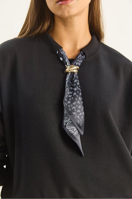 Ronde Hals Geribbelde Sweater met Sjaal Accessoire Detail - Image 5