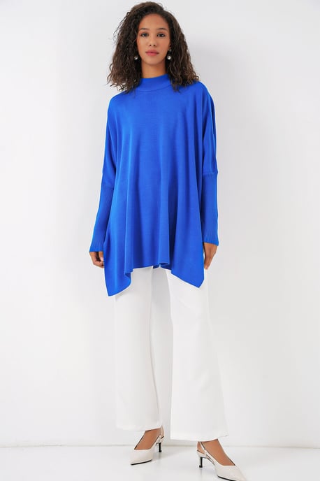 Slit Detailed Half Turtleneck Loose Sweater - Image 2