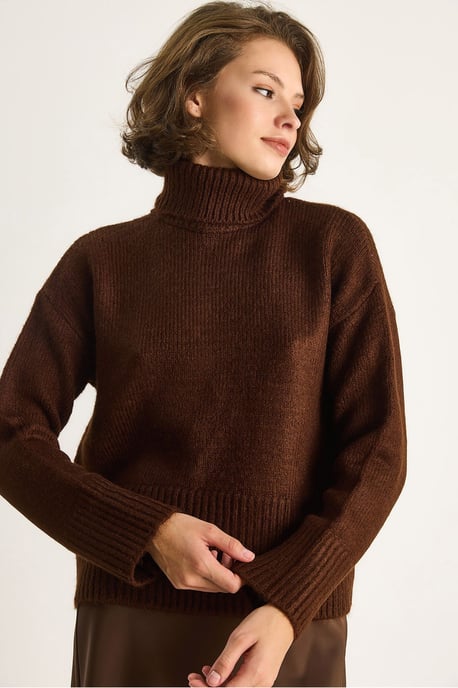 Oversized Stickad Turtleneck Tröja - Image 4