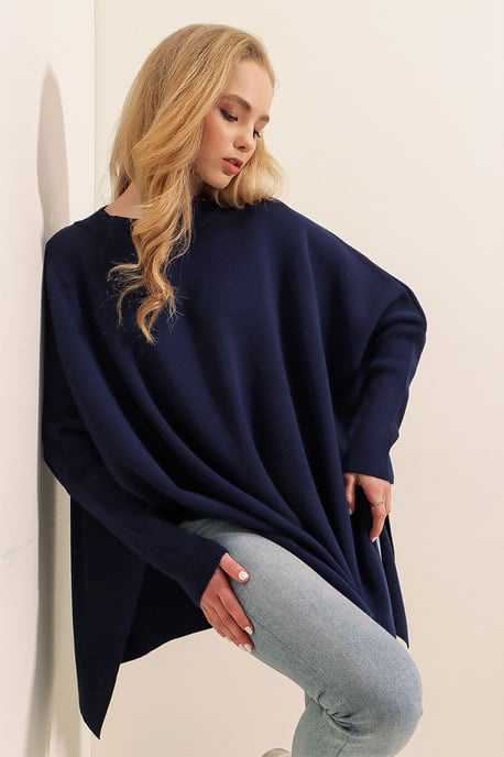 Slit Detailed Half Turtleneck Loose Sweater - Image 2