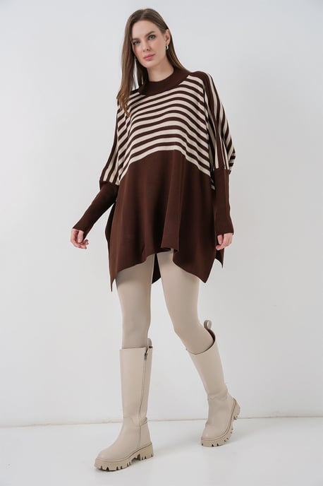 Slit Detailed Half Turtleneck Loose Sweater - Image 2