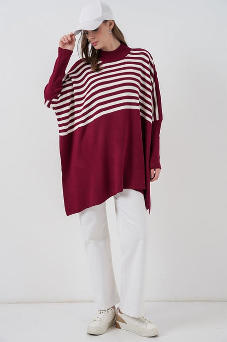 Slit Detailed Half Turtleneck Loose Sweater - Image 2