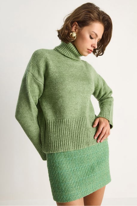 Oversized Stickad Turtleneck Tröja - Image 3