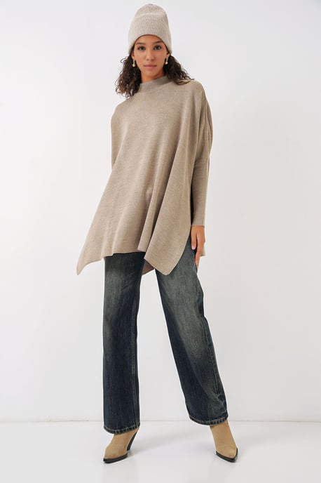 Slit Detailed Half Turtleneck Loose Sweater - Image 2