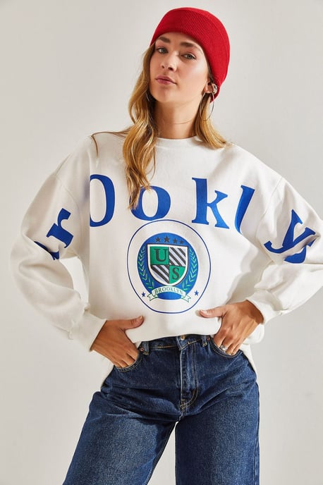 Rundhalsad sweatshirt med logotryck och avslappnad passform - Image 1