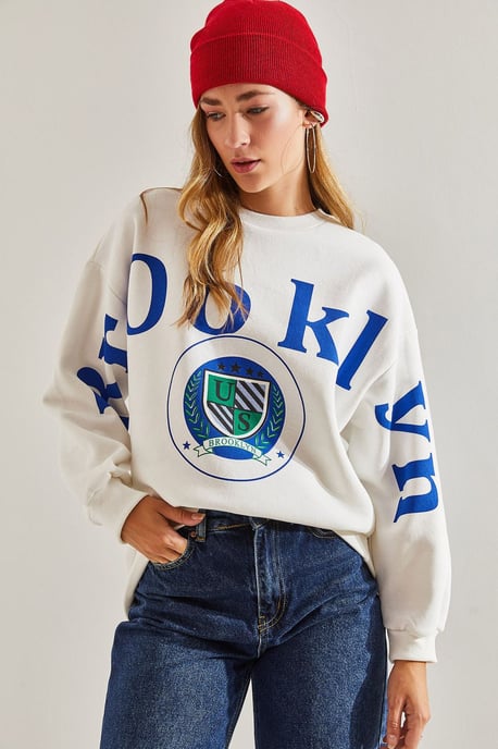 Rundhalsad sweatshirt med logotryck och avslappnad passform - Image 3