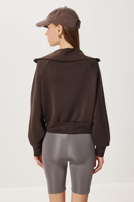 Halskrage zip-up sweatshirt - Image 5