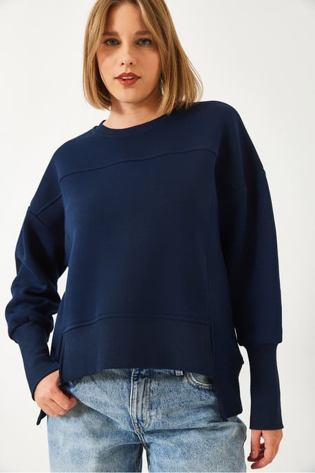 Oversized Crew Neck Knit Sweatshirt - Image 2