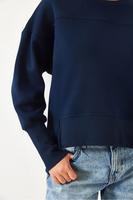 Oversized Crew Neck Knit Sweatshirt - Image 3