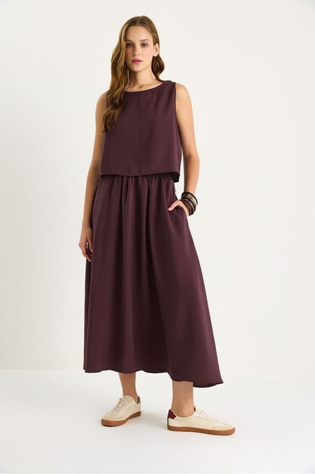 Mouwloze Scoop Neck Tanktop en Midi Rok Co-Ord Set - Image 2