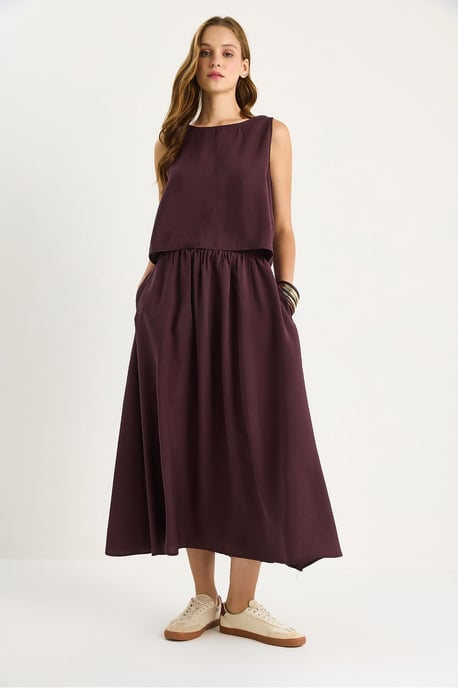 Mouwloze Scoop Neck Tanktop en Midi Rok Co-Ord Set - Image 3
