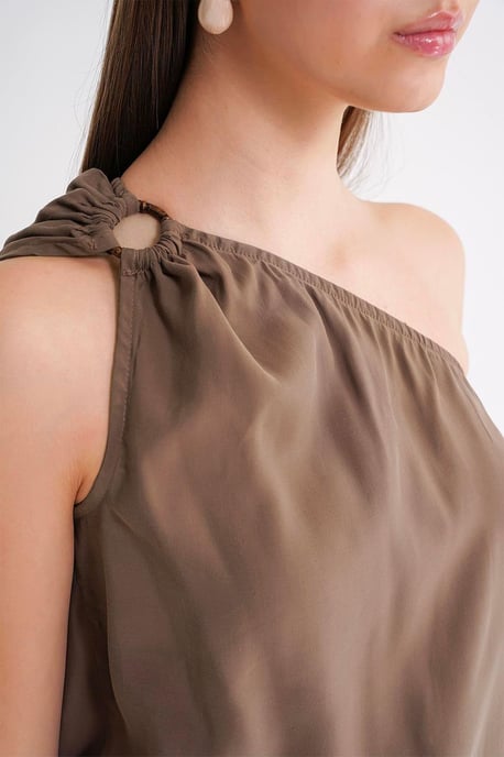 Asymmetrisk krageaccessoar med detaljerad topp - Image 6