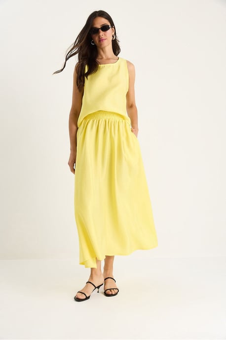 Mouwloze Scoop Neck Tanktop en Midi Rok Co-Ord Set - Image 3