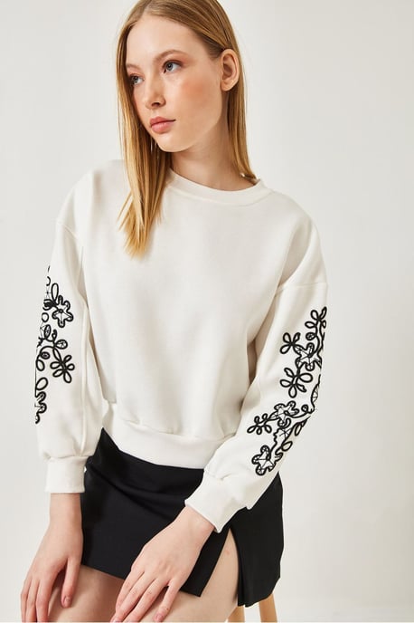 Borduurde Ronde Hals Lange Mouwen Sweater - Image 3