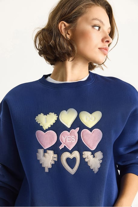 Hart Patches Appliqué Relaxed Fit Crewneck Sweatshirt - Image 3