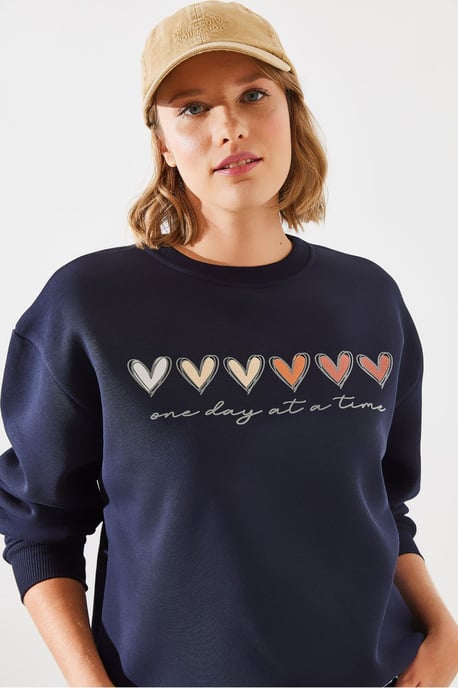 Hartpatroon Crew Neck Sweatshirt - Image 2