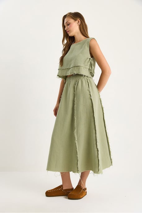 Textured Blouse & Skirt Muslin Fabric Two-Piece Set - Image 2