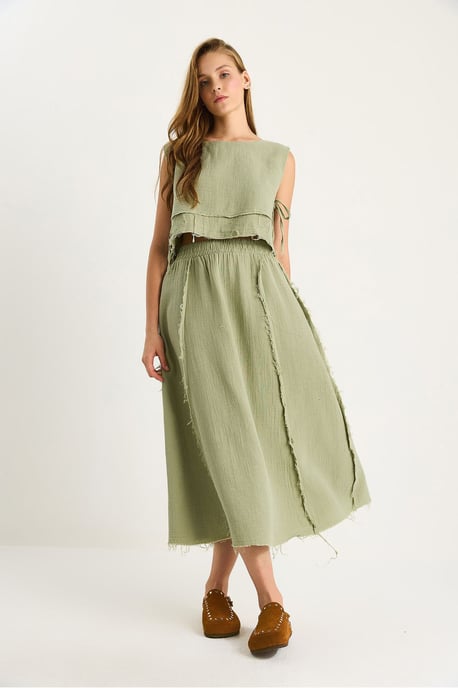 Textured Blouse & Skirt Muslin Fabric Two-Piece Set - Image 3
