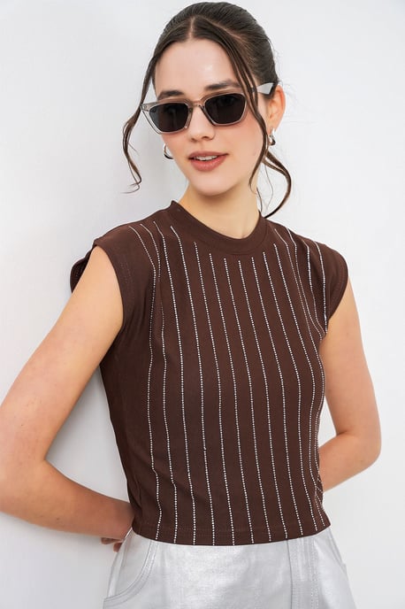 Rundhalsad Slim Fit Dekorerad Blus - Image 3