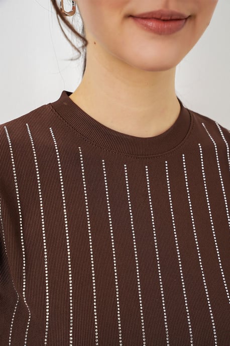 Rundhalsad Slim Fit Dekorerad Blus - Image 4