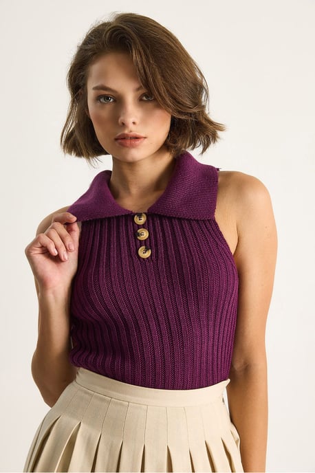 Knit Blouse with Button Closure - Image 5