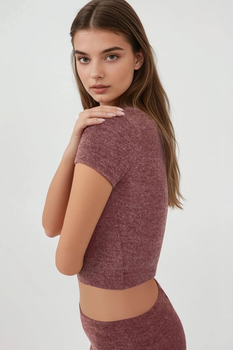 Slim Fit Stickad Crop Blus - Image 4
